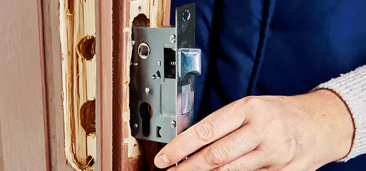 Garage Door Lock Replacement Liberty